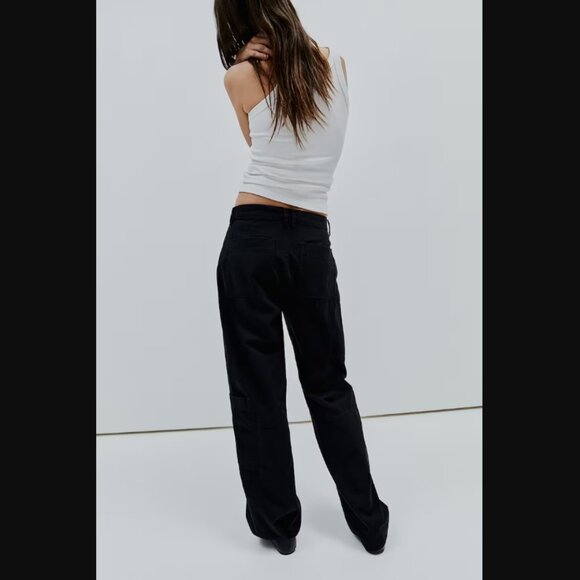 H&M black Twill Cargo high waisted pants - Picture 3 of 10
